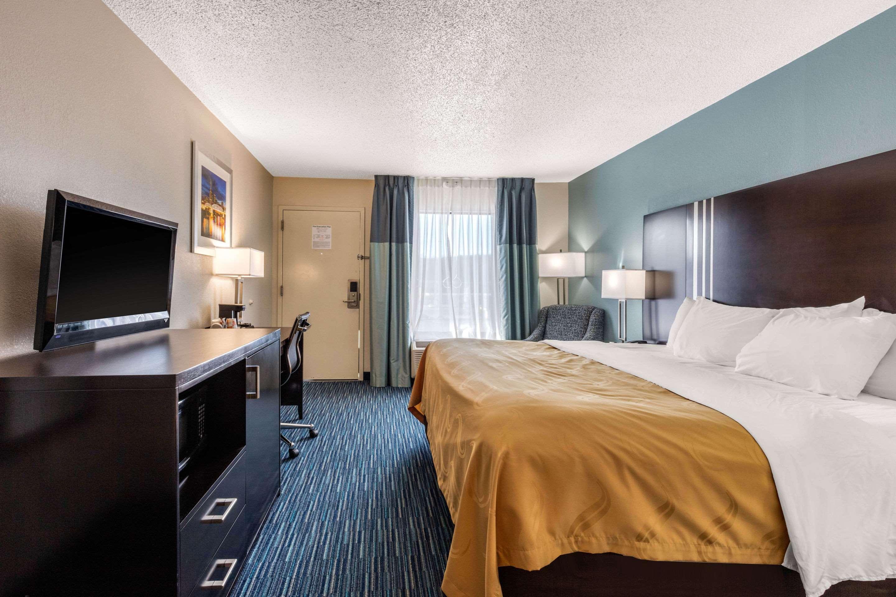 Gordonsville Quality Inn מראה חיצוני תמונה